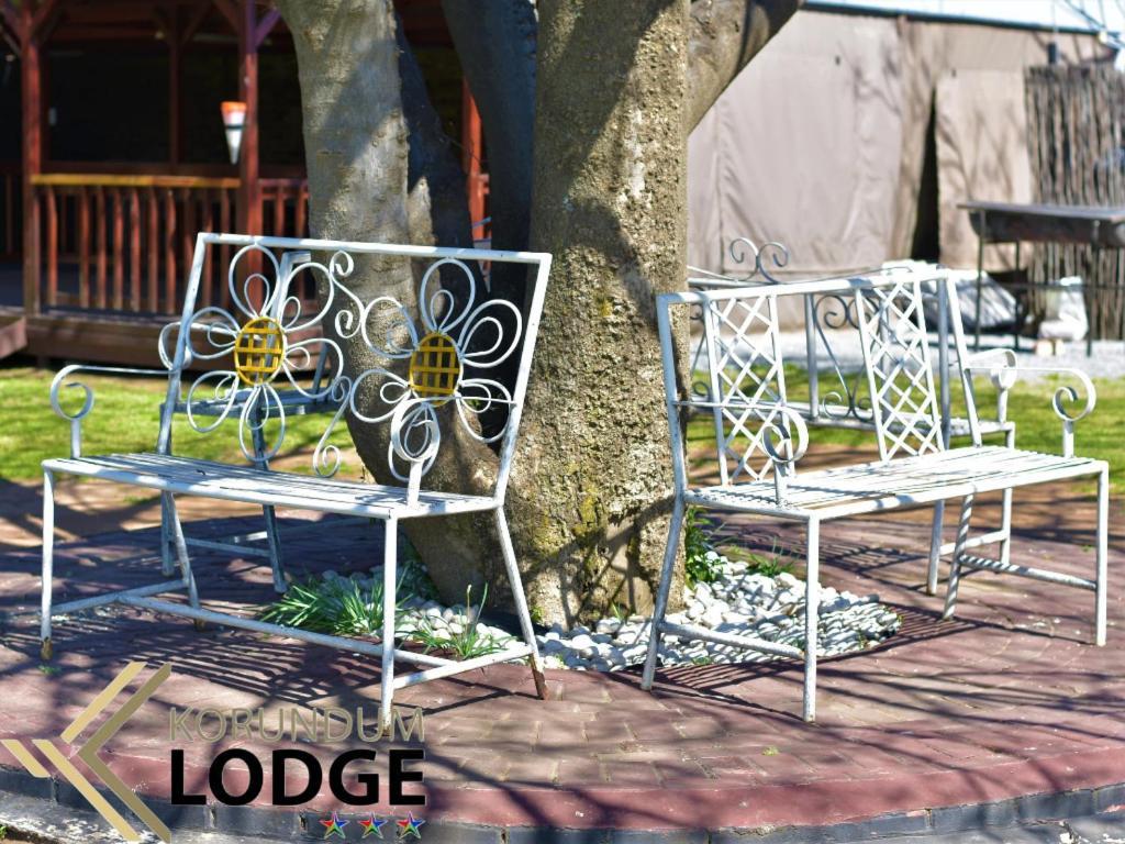 Korundum Lodge フェリーニヒング エクステリア 写真